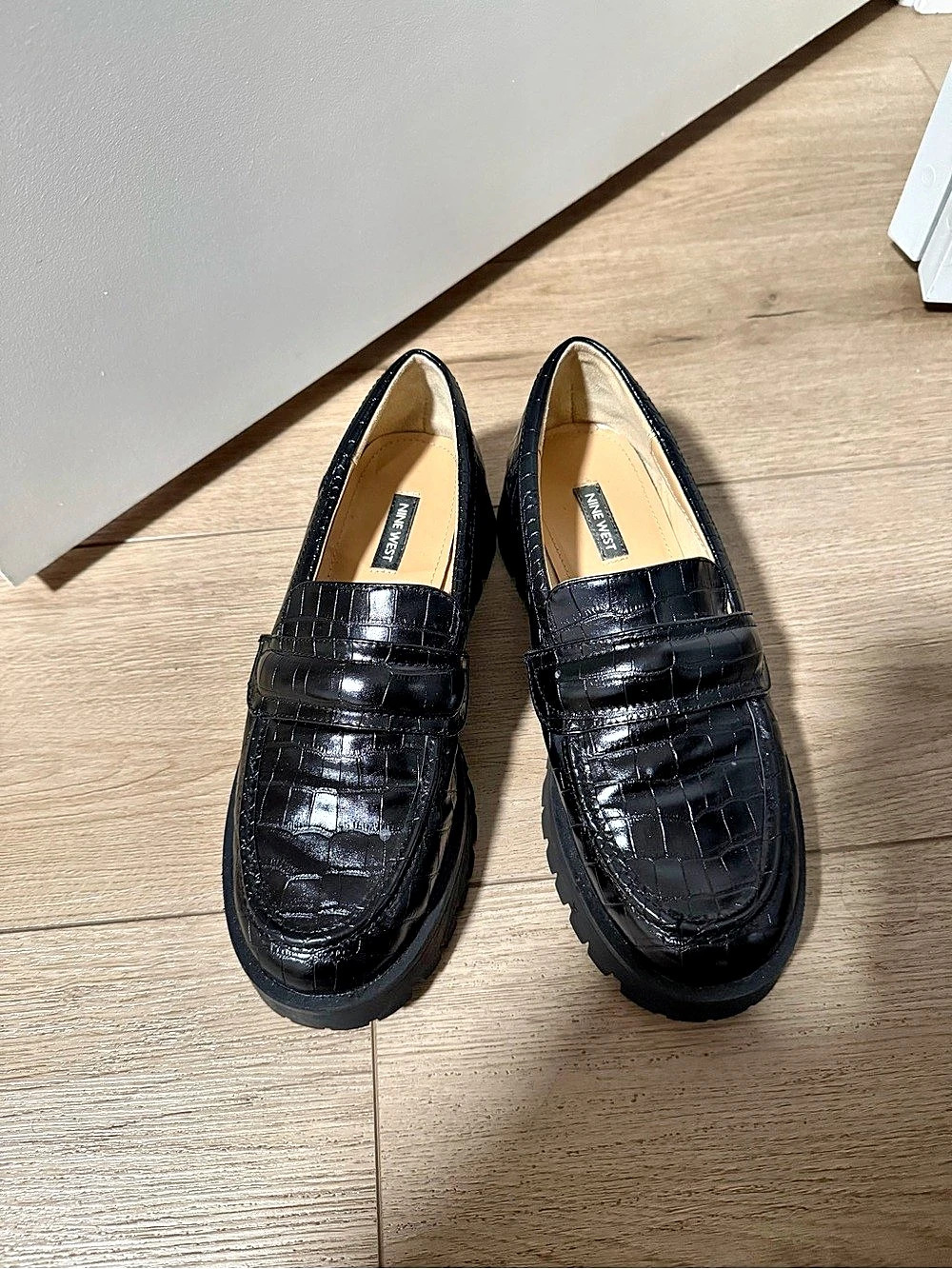 Nine West Black Croc Embossed Lug Sole Loafers
